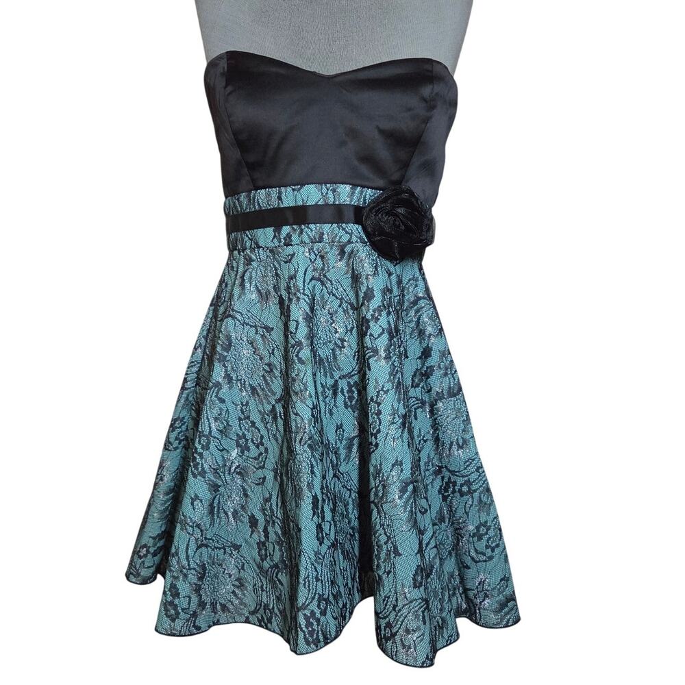 Sleeveless Mini Dress Size 9